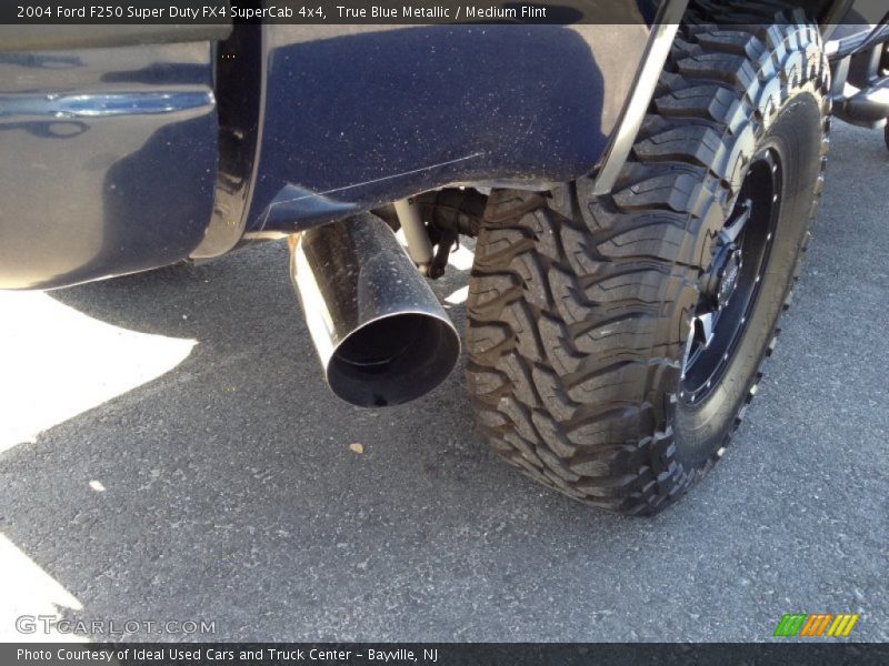 True Blue Metallic / Medium Flint 2004 Ford F250 Super Duty FX4 SuperCab 4x4