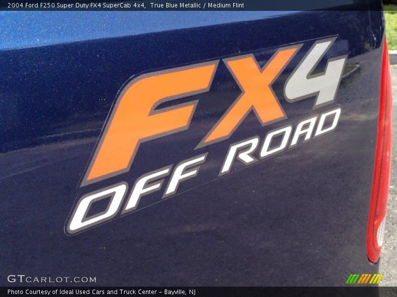 True Blue Metallic / Medium Flint 2004 Ford F250 Super Duty FX4 SuperCab 4x4