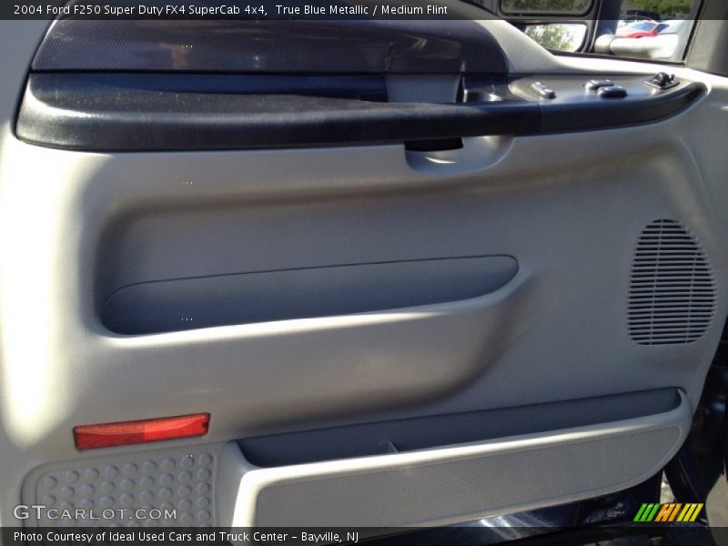 True Blue Metallic / Medium Flint 2004 Ford F250 Super Duty FX4 SuperCab 4x4