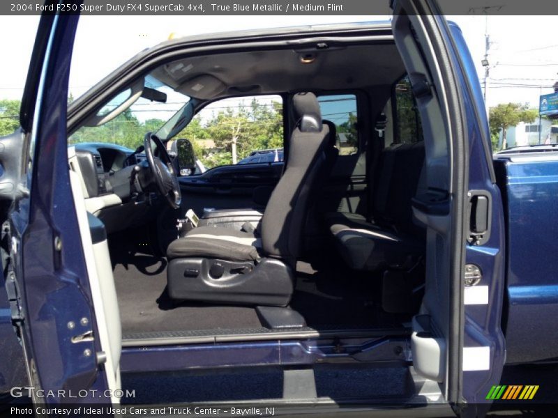 True Blue Metallic / Medium Flint 2004 Ford F250 Super Duty FX4 SuperCab 4x4