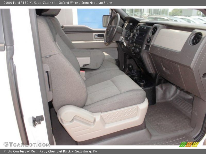 Oxford White / Stone/Medium Stone 2009 Ford F150 XL SuperCab 4x4