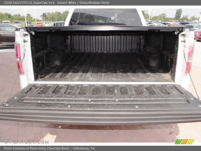 Oxford White / Stone/Medium Stone 2009 Ford F150 XL SuperCab 4x4