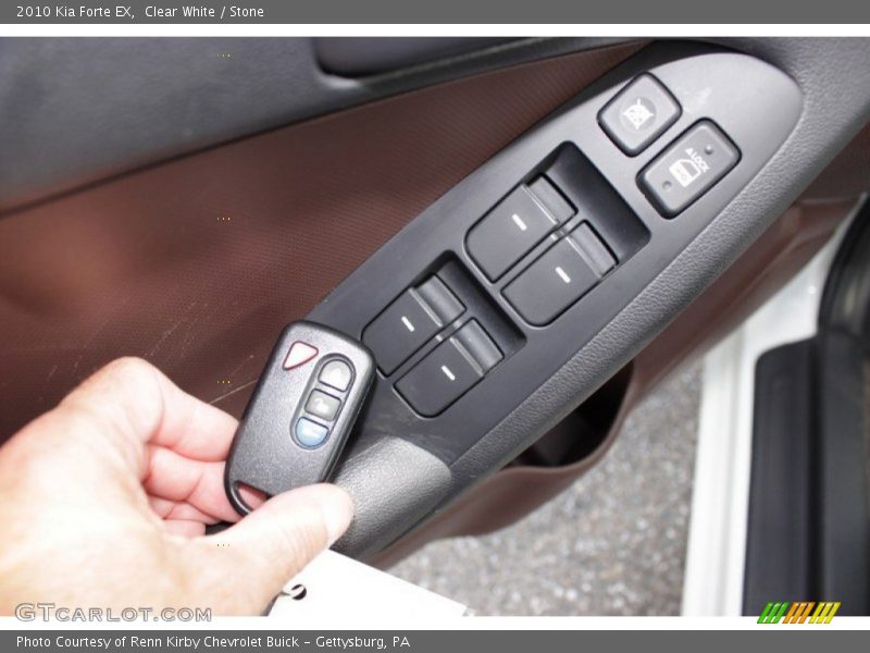 Clear White / Stone 2010 Kia Forte EX