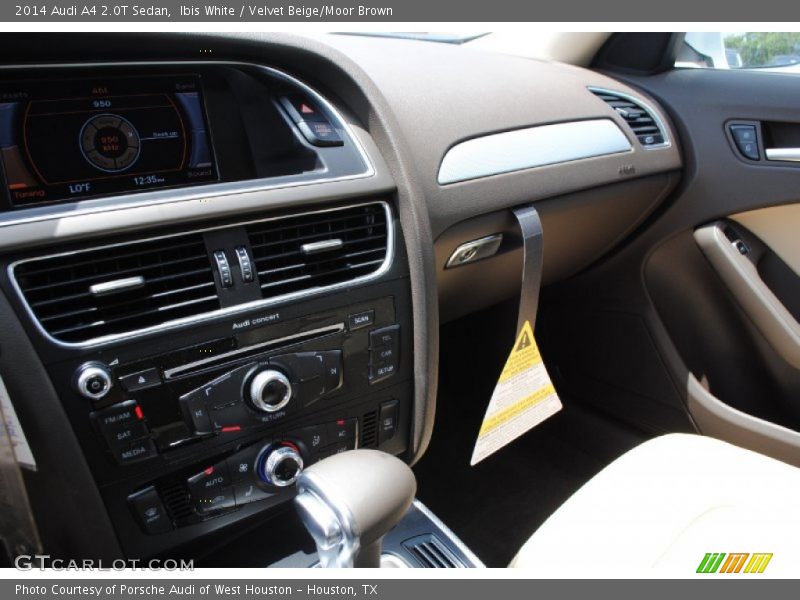 Ibis White / Velvet Beige/Moor Brown 2014 Audi A4 2.0T Sedan