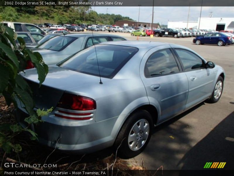 Bright Silver Metallic / Dark Slate Gray 2002 Dodge Stratus SE Sedan