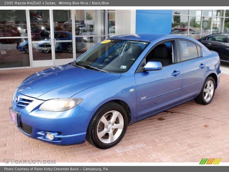 Front 3/4 View of 2005 MAZDA3 s Sedan