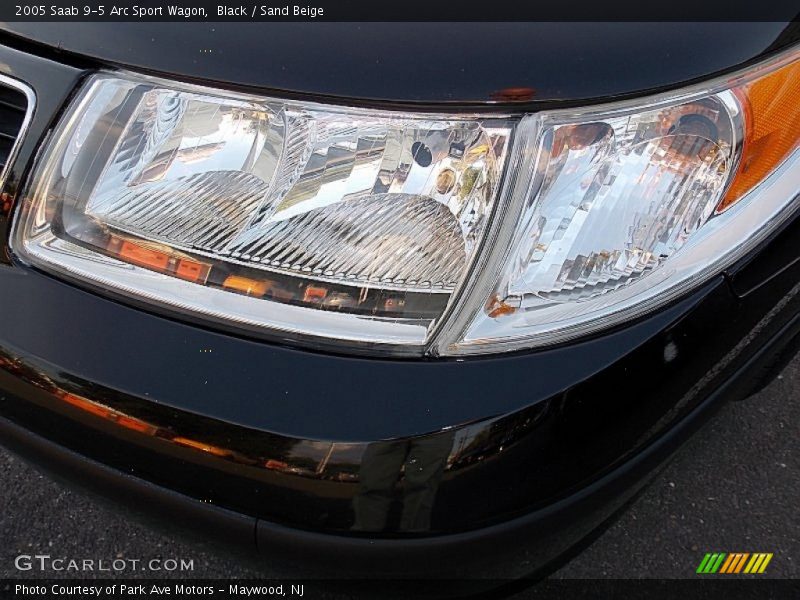 Black / Sand Beige 2005 Saab 9-5 Arc Sport Wagon