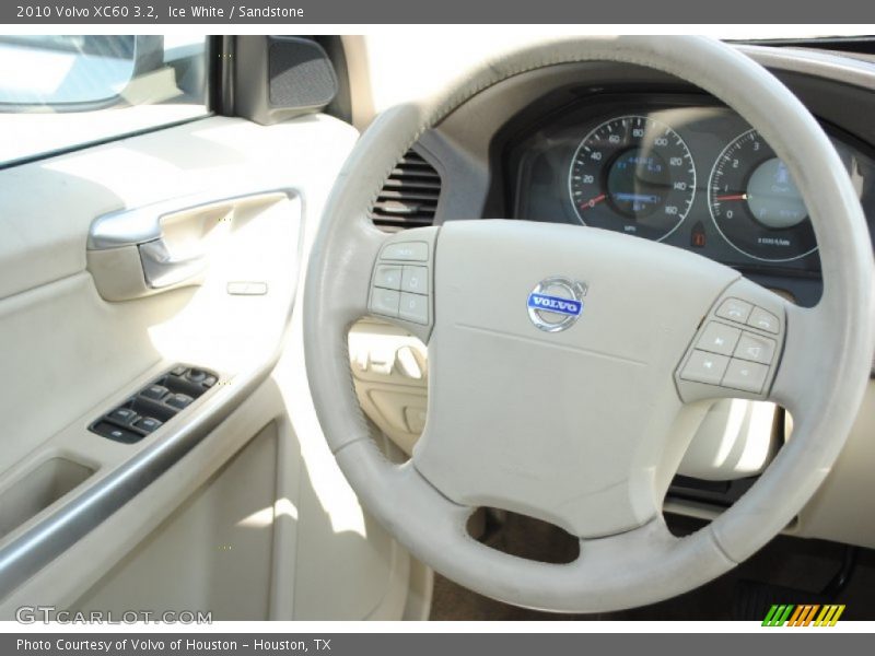 Ice White / Sandstone 2010 Volvo XC60 3.2