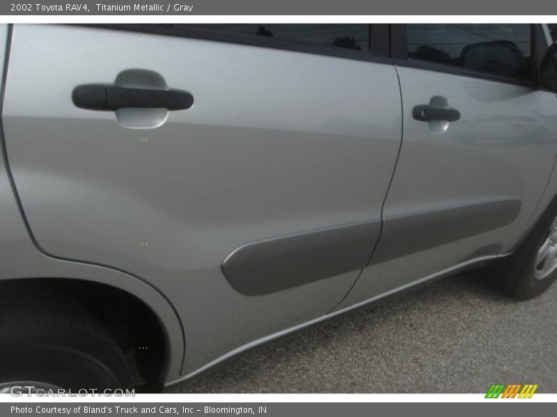 Titanium Metallic / Gray 2002 Toyota RAV4