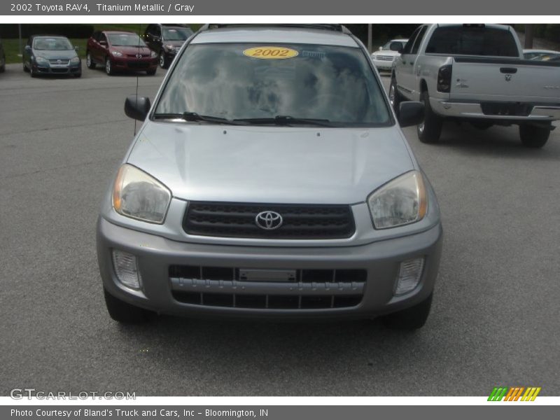 Titanium Metallic / Gray 2002 Toyota RAV4