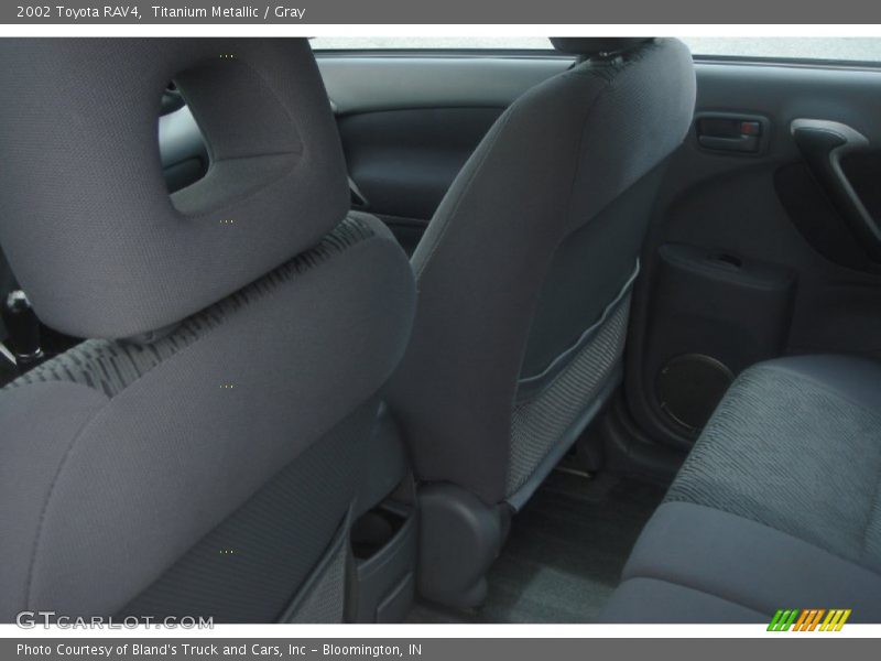 Titanium Metallic / Gray 2002 Toyota RAV4