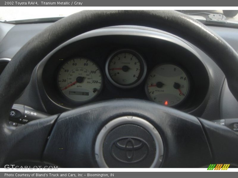 Titanium Metallic / Gray 2002 Toyota RAV4