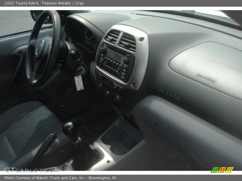 Titanium Metallic / Gray 2002 Toyota RAV4