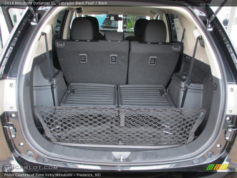  2014 Outlander ES Trunk
