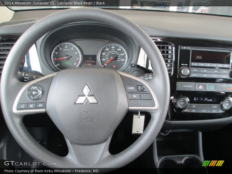 Labrador Black Pearl / Black 2014 Mitsubishi Outlander ES