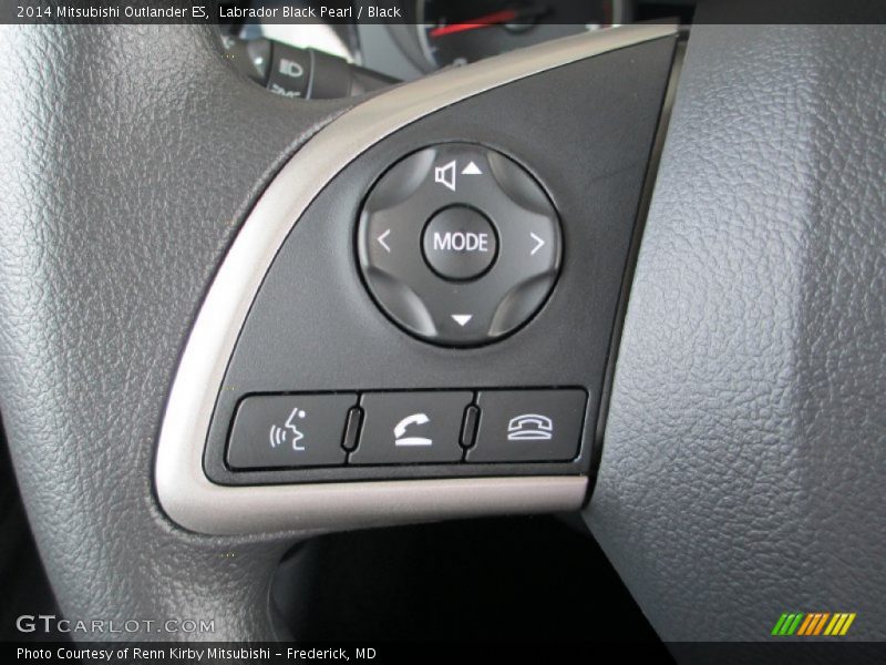 Controls of 2014 Outlander ES