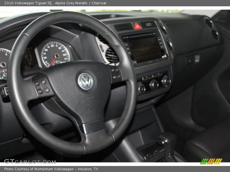 Alpine Grey Metallic / Charcoal 2010 Volkswagen Tiguan SE