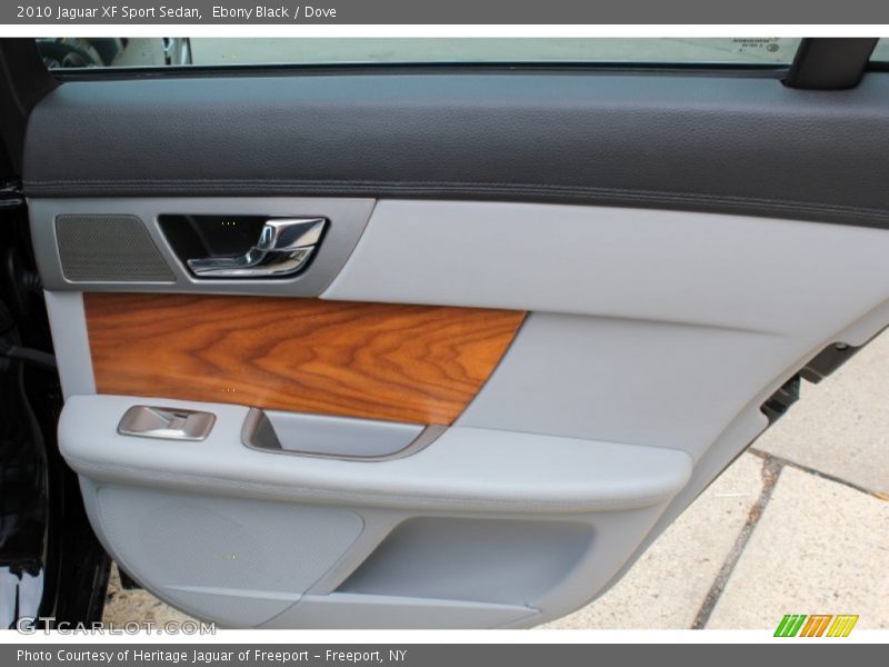 Ebony Black / Dove 2010 Jaguar XF Sport Sedan