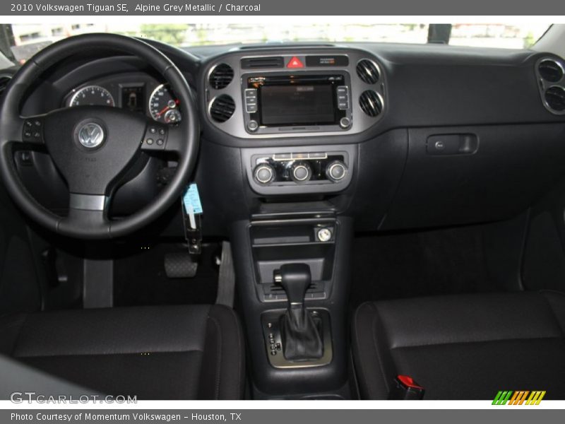 Alpine Grey Metallic / Charcoal 2010 Volkswagen Tiguan SE