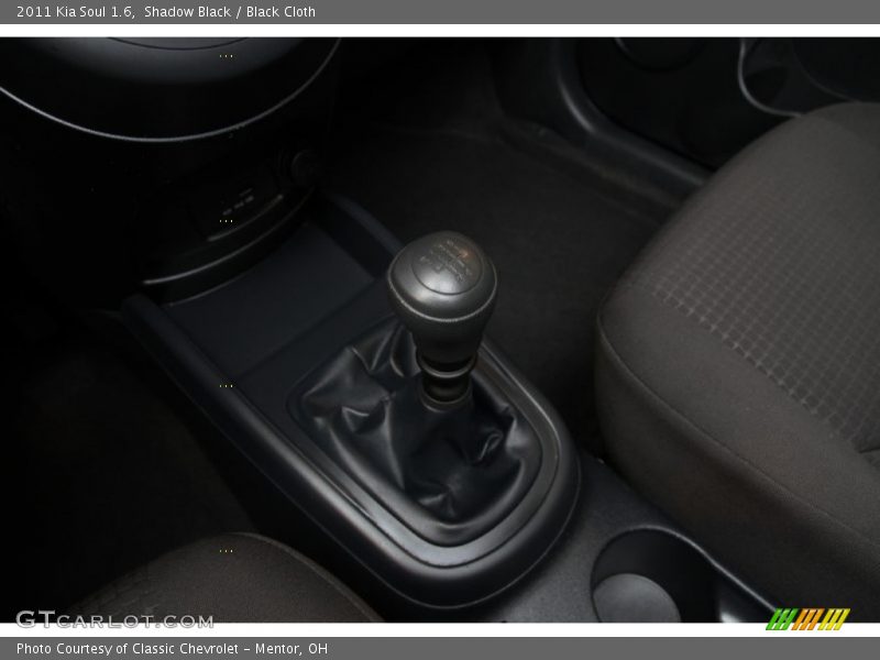 Shadow Black / Black Cloth 2011 Kia Soul 1.6