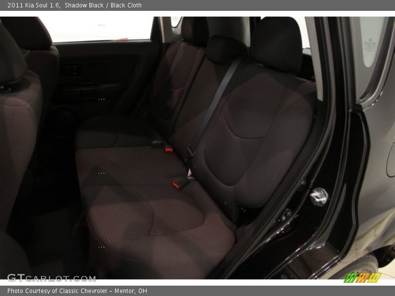 Shadow Black / Black Cloth 2011 Kia Soul 1.6