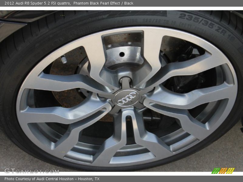  2012 R8 Spyder 5.2 FSI quattro Wheel