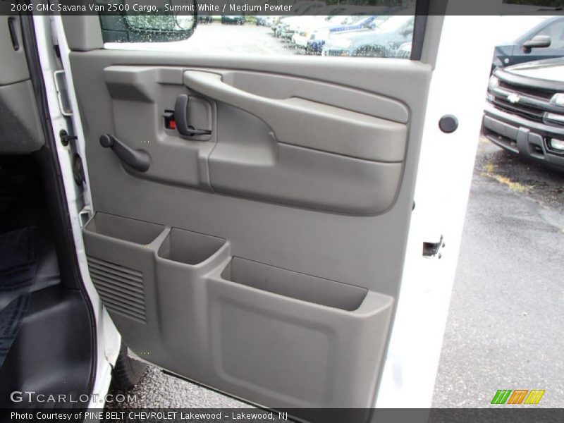 Summit White / Medium Pewter 2006 GMC Savana Van 2500 Cargo