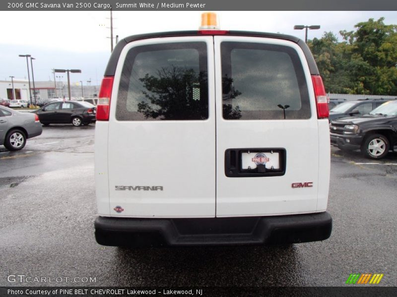 Summit White / Medium Pewter 2006 GMC Savana Van 2500 Cargo
