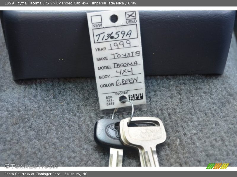 Imperial Jade Mica / Gray 1999 Toyota Tacoma SR5 V6 Extended Cab 4x4