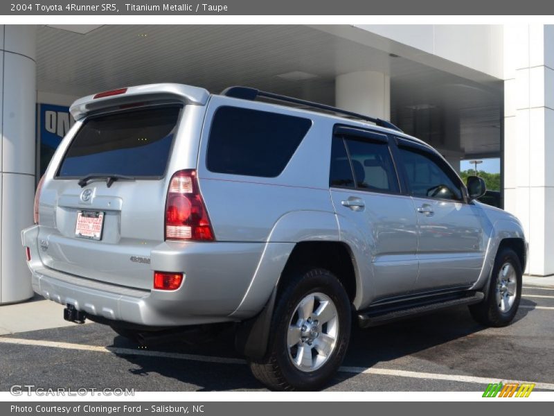 Titanium Metallic / Taupe 2004 Toyota 4Runner SR5