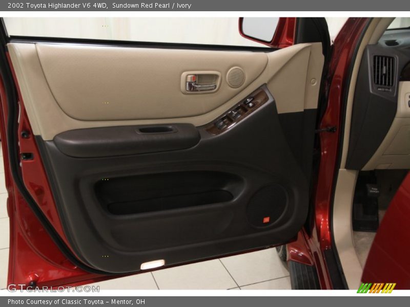 Sundown Red Pearl / Ivory 2002 Toyota Highlander V6 4WD