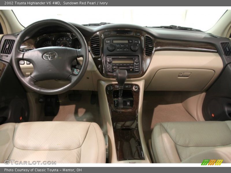 Sundown Red Pearl / Ivory 2002 Toyota Highlander V6 4WD