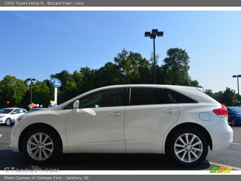 Blizzard Pearl / Ivory 2009 Toyota Venza I4