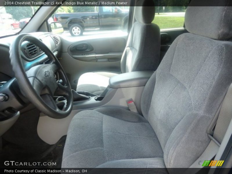 Indigo Blue Metallic / Medium Pewter 2004 Chevrolet TrailBlazer LS 4x4