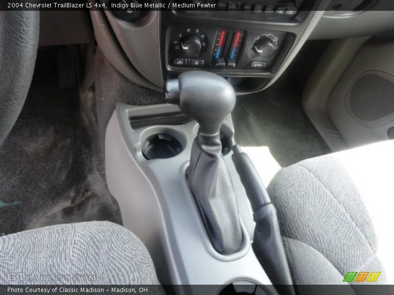 Indigo Blue Metallic / Medium Pewter 2004 Chevrolet TrailBlazer LS 4x4