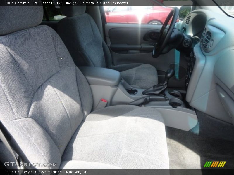 Indigo Blue Metallic / Medium Pewter 2004 Chevrolet TrailBlazer LS 4x4