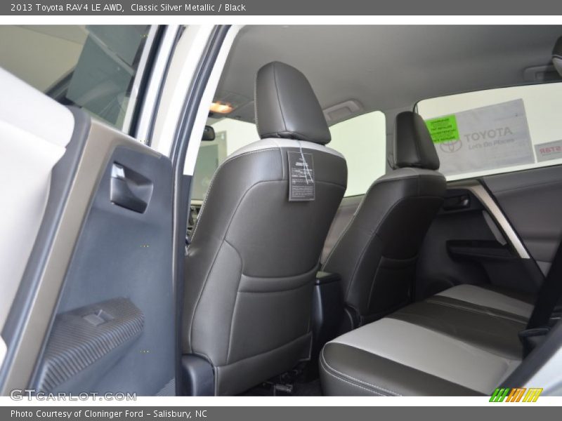 Classic Silver Metallic / Black 2013 Toyota RAV4 LE AWD