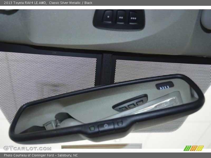 Classic Silver Metallic / Black 2013 Toyota RAV4 LE AWD