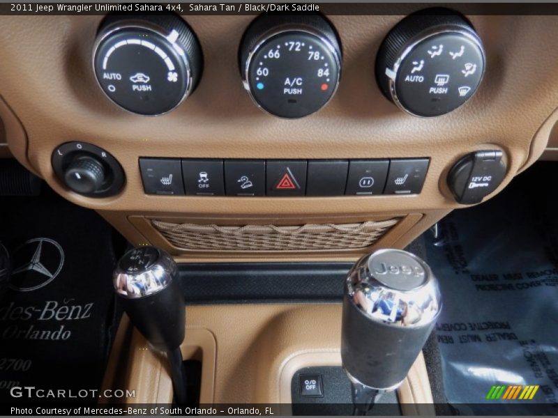 Controls of 2011 Wrangler Unlimited Sahara 4x4
