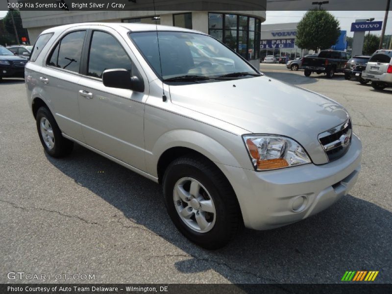 Bright Silver / Gray 2009 Kia Sorento LX