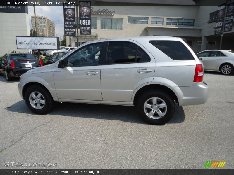 Bright Silver / Gray 2009 Kia Sorento LX