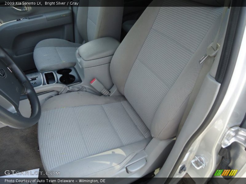 Bright Silver / Gray 2009 Kia Sorento LX