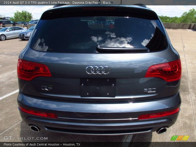 Daytona Gray Pearl / Black 2014 Audi Q7 3.0 TFSI quattro S Line Package