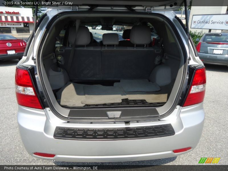 Bright Silver / Gray 2009 Kia Sorento LX