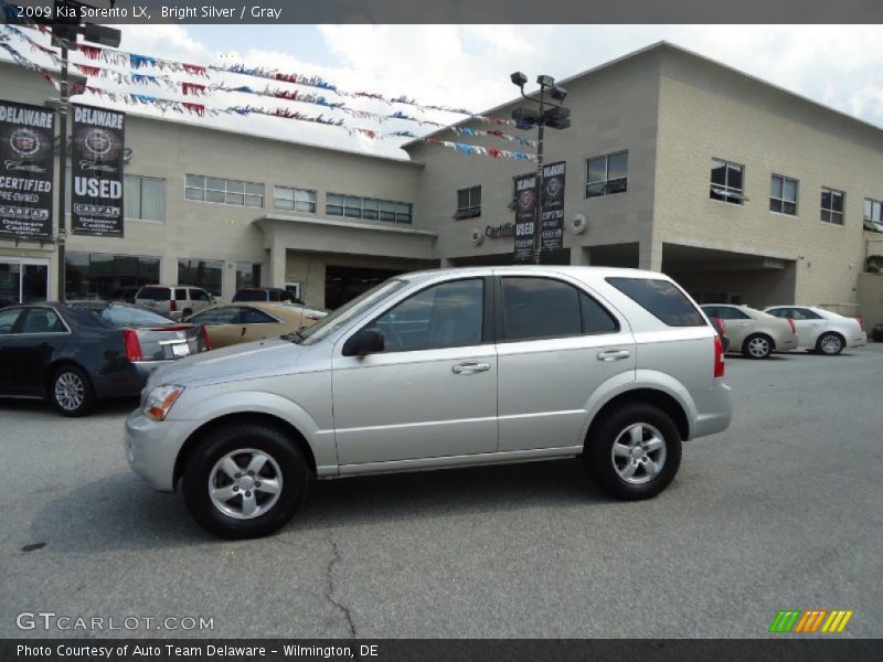 Bright Silver / Gray 2009 Kia Sorento LX