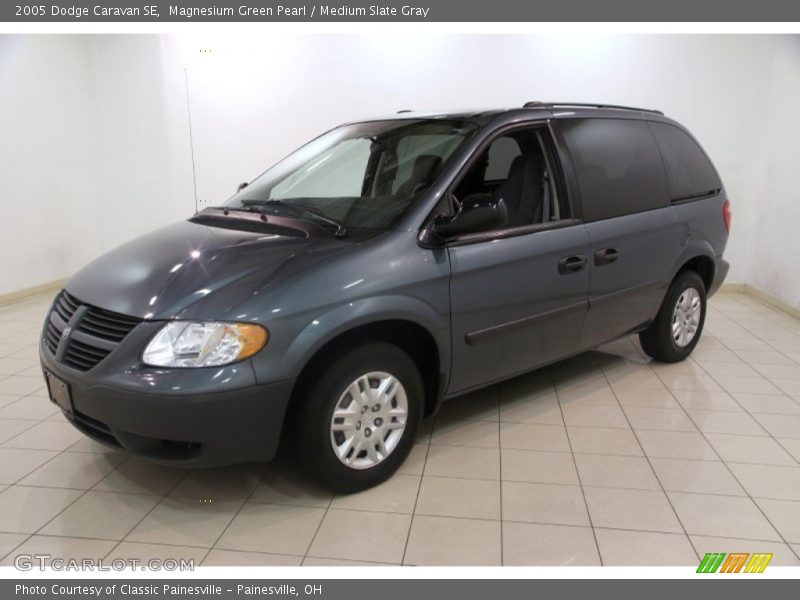 Magnesium Green Pearl / Medium Slate Gray 2005 Dodge Caravan SE