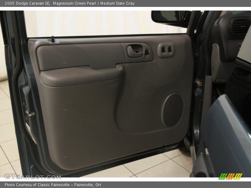Magnesium Green Pearl / Medium Slate Gray 2005 Dodge Caravan SE