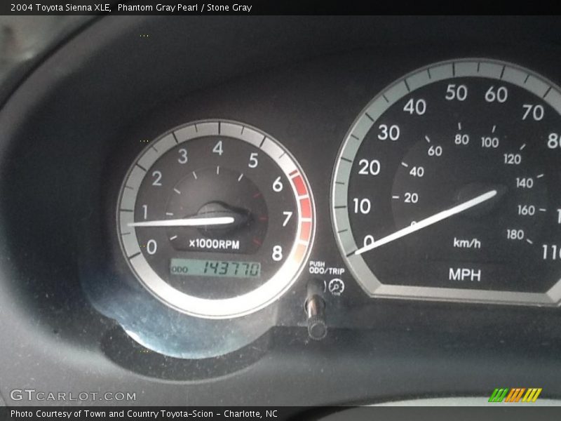 Phantom Gray Pearl / Stone Gray 2004 Toyota Sienna XLE