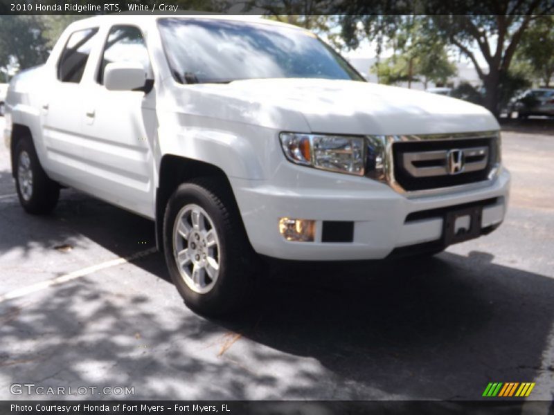 White / Gray 2010 Honda Ridgeline RTS