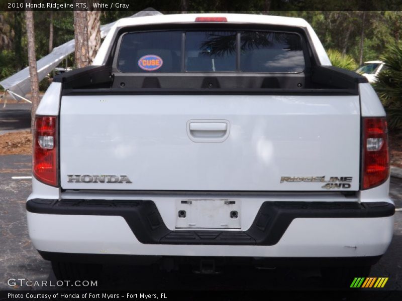 White / Gray 2010 Honda Ridgeline RTS